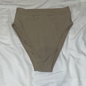 Nude high waisted bottoms